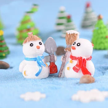 Holding Lopato Ljubimec Snežaka Miniaturne Figurice Mini Božič Številke Doma Dekoracijo DIY Pravljice, Vrtni Okraski Risanka Igrače
