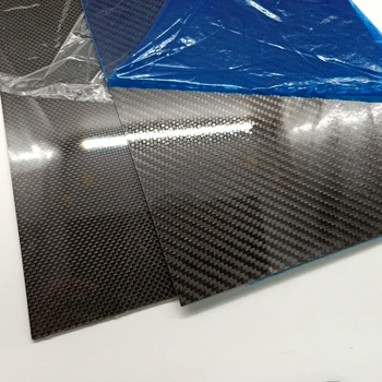 1 KOS 400 mm x 500 mm visoko kompozitni trdoto ogljikovih vlaken listi in plošče iz Ogljikovih Vlaken Odbor za zrakoplove, ki se deli modela materia